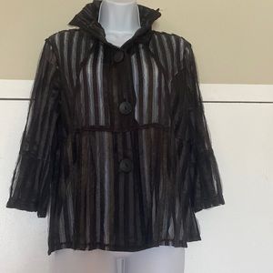 Price drop! From $16 to $12 Beautiful Top